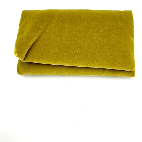 Gucci Limited Edition Velvet Pouch #840 - Picture 2 of 3